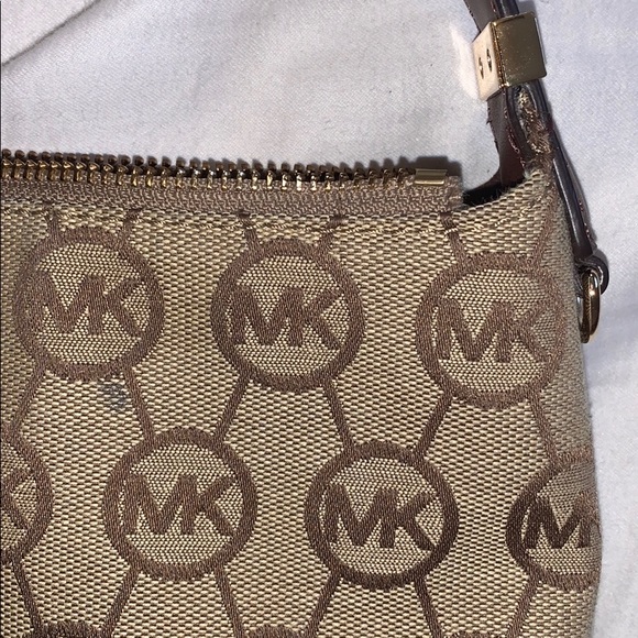 Michael Kors Purse - Picture 3 of 4